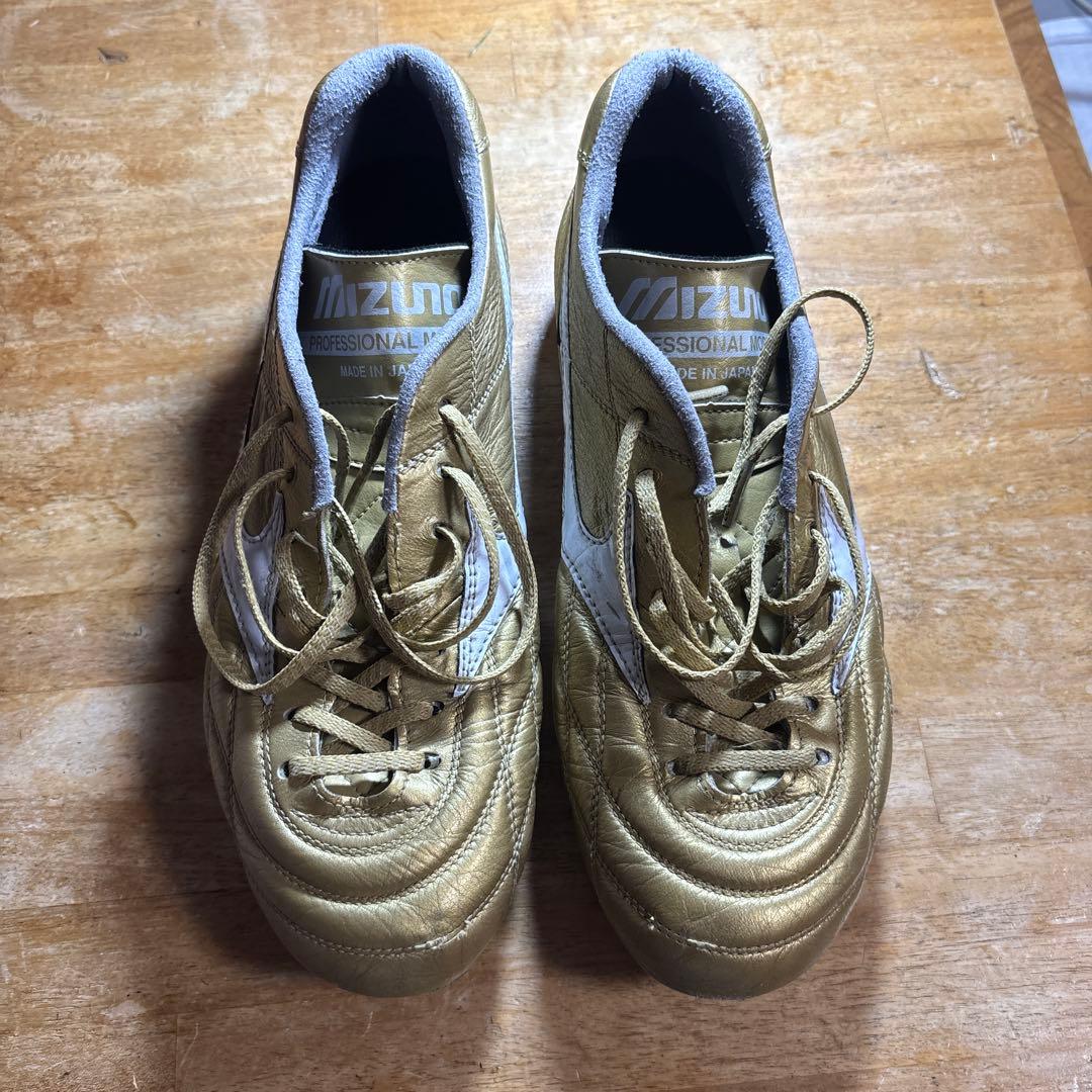 Mizuno ゴールド スパイクシューズ