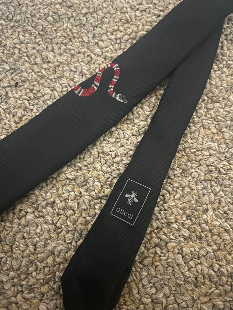 GUCCI グッチ ネクタイ キングスネーク エンブロイダリー ソリッド