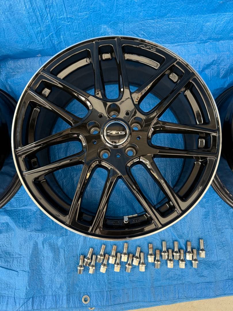 #マーボ　18インチ8J 多スポークホイール ボルト付き 1,2/4本