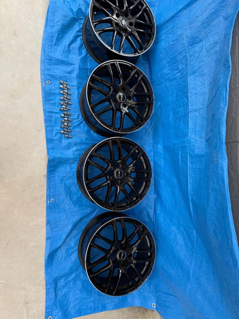 #マーボ　18インチ8J 多スポークホイール ボルト付き 1,2/4本