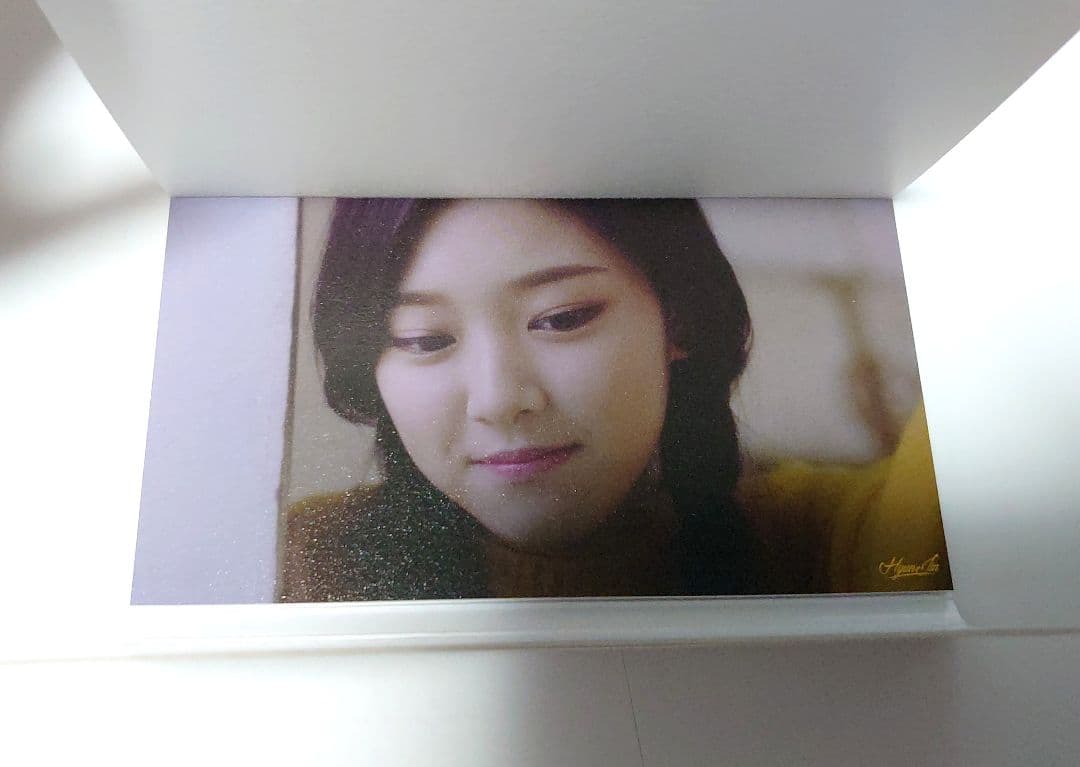 LOONA　今月の少女　深化学習班　ヨジンサイン入りMD