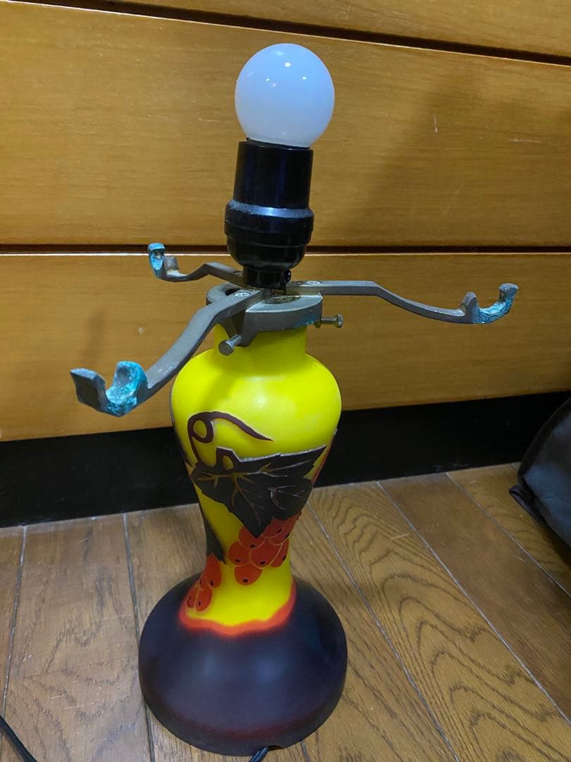 ガレ風 テーブルランプ