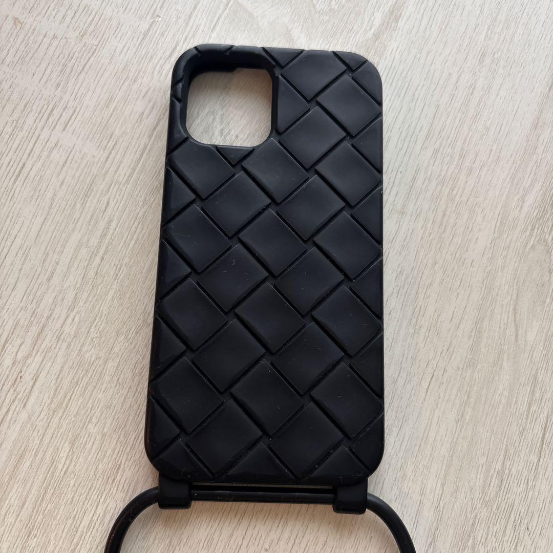 Bottega Veneta ブラックiPhone12proケースストラップ付き