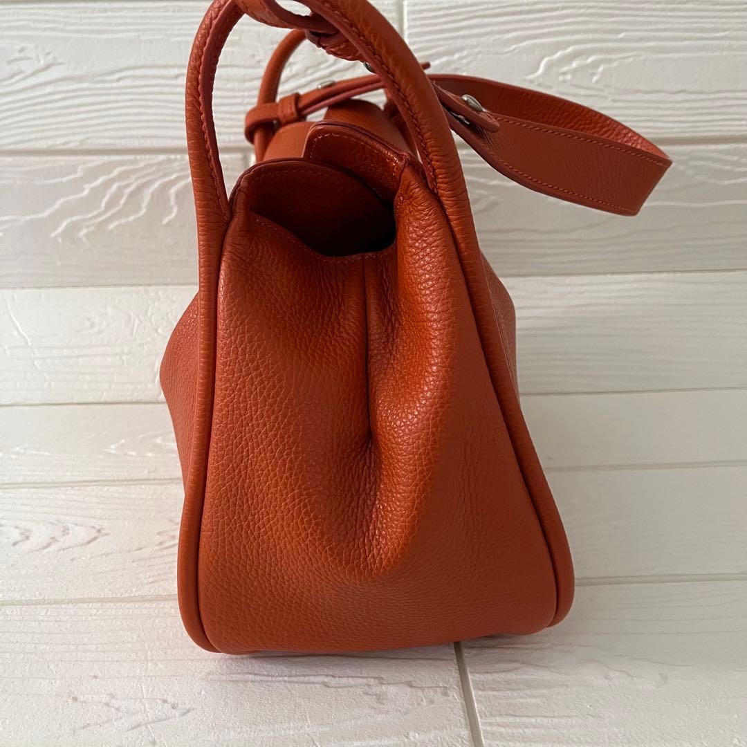 N*.様 〈美品〉MAURO GOVERNAマリオゴヴェルナショルダーバッグイタ