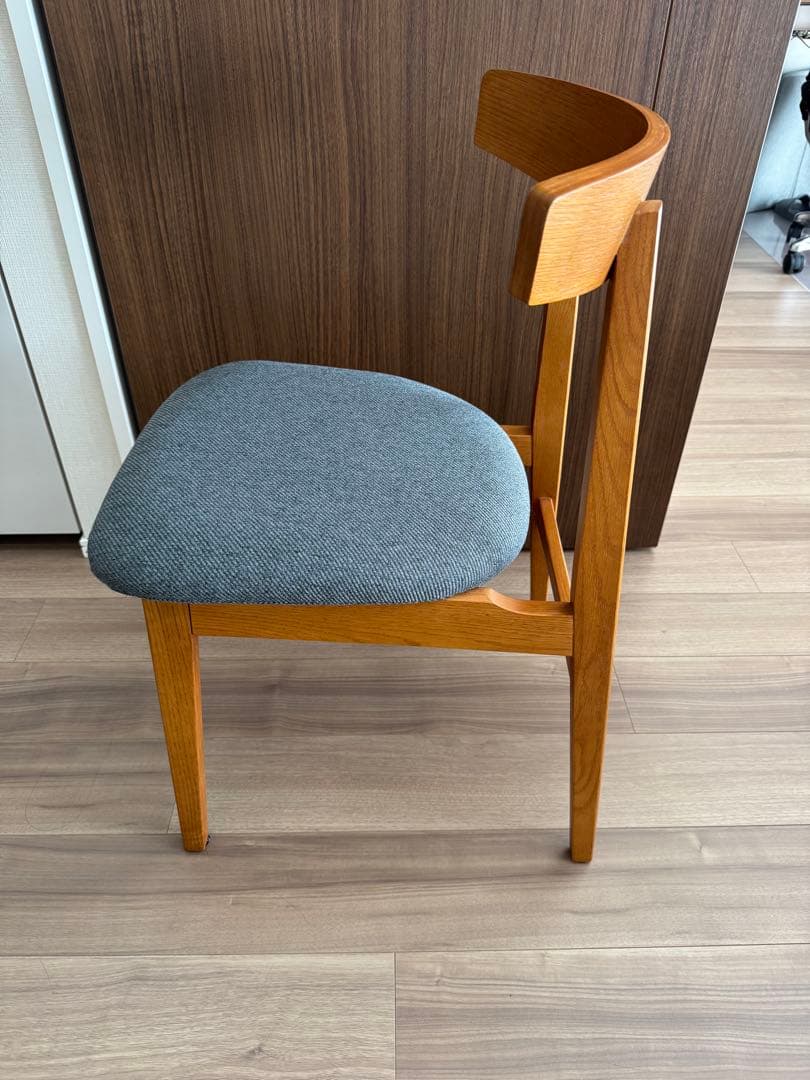 UNICO(ウニコ) TOVE(トーヴ)シリーズ ダイニングチェア　ネイビー③