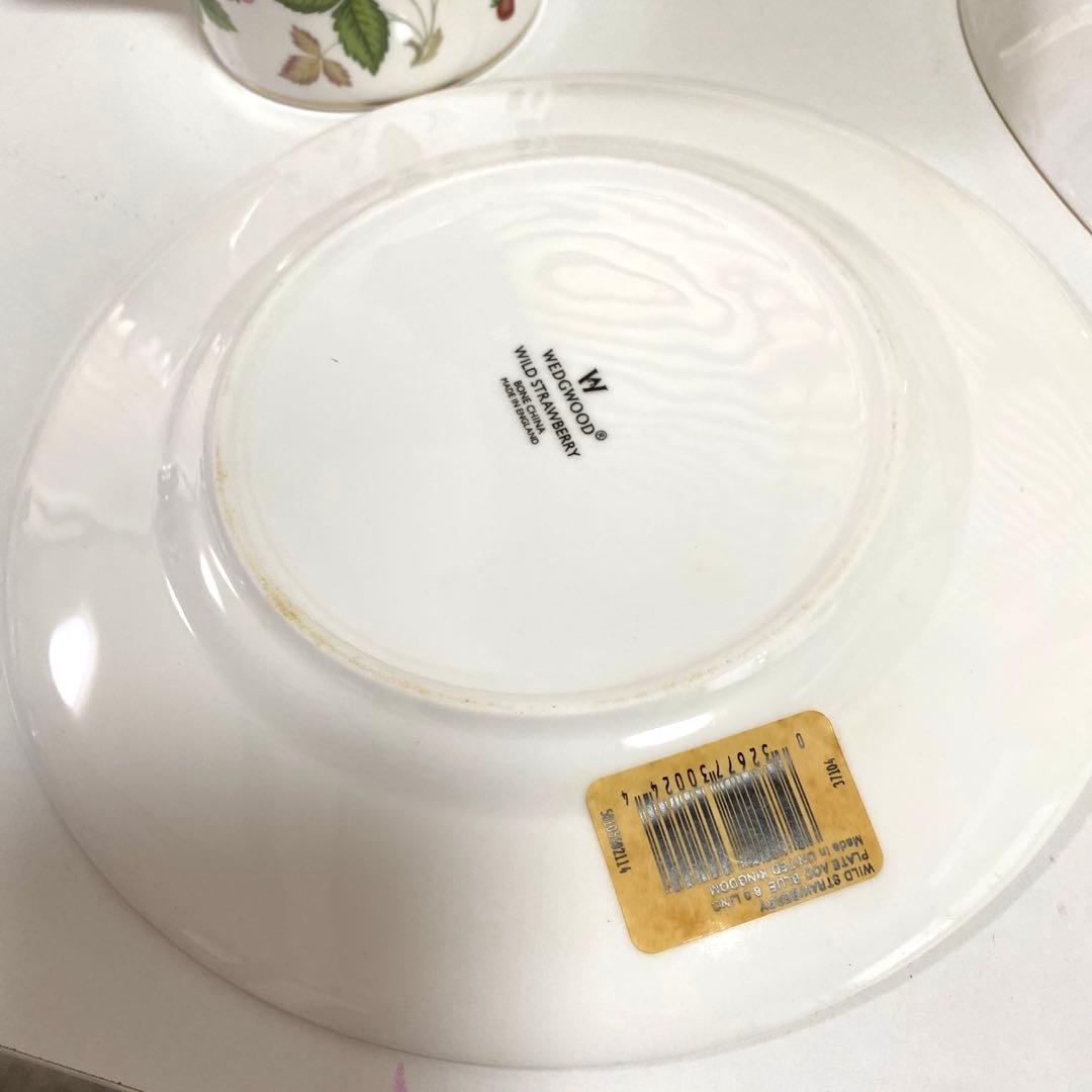 新品未使用　ウェッジウッド　7点まとめ売り！マグカップ、プレート4枚　ハート型皿