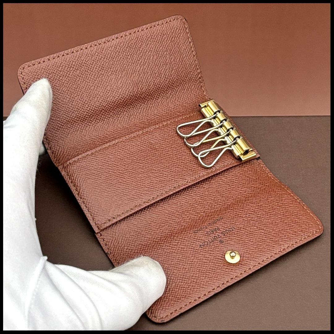 ルイヴィトン　モノグラム　キーケース　ミュルティクレ4　キーホルダー　ブラウン