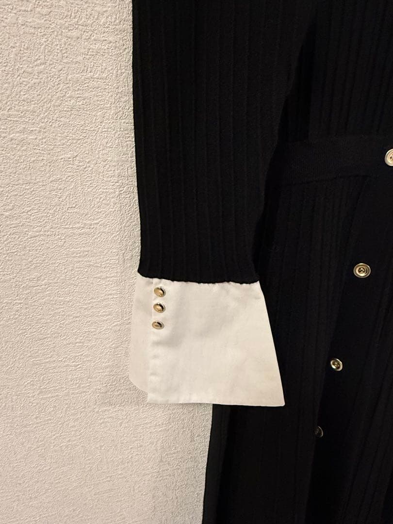 【限定】JUSGLITTY 袖カフス ニットワンピース 黒