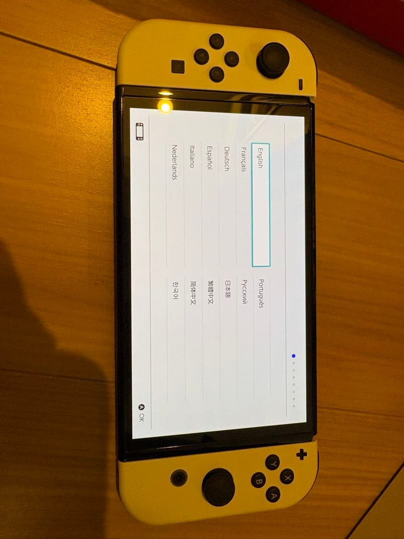 switch本体、カバー、ほぼ未使用　有機el