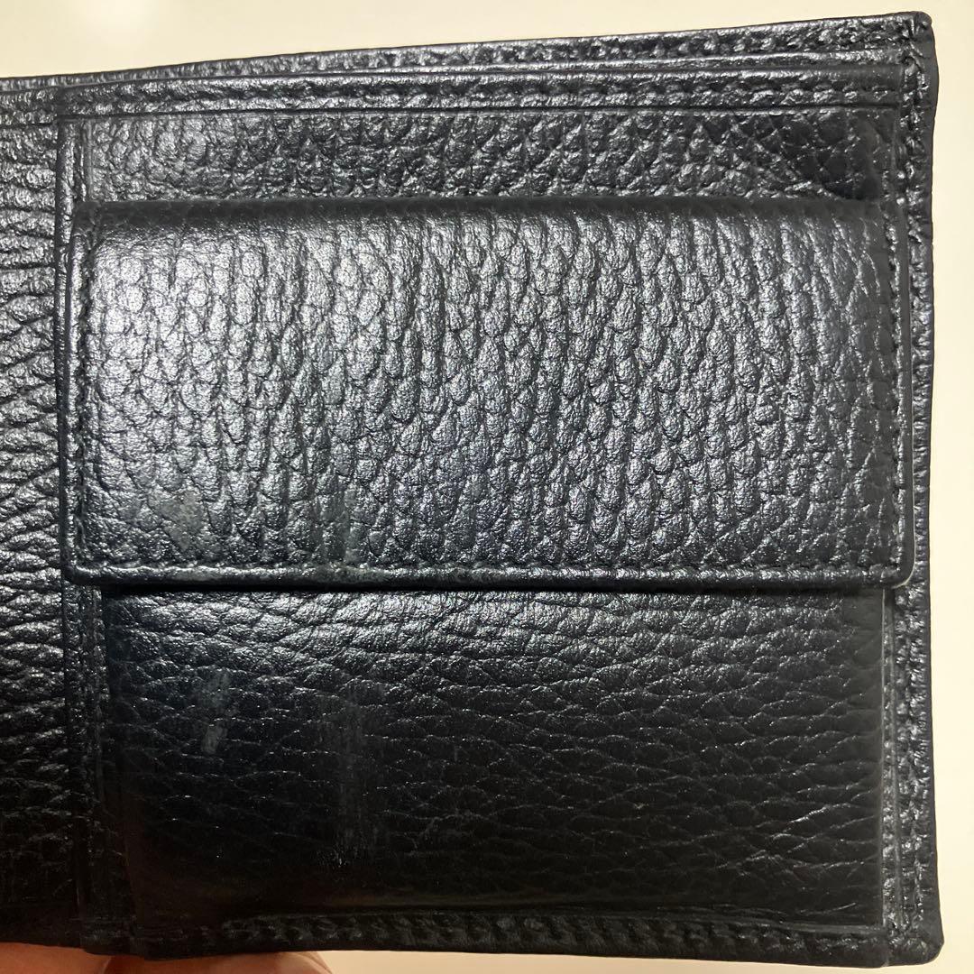 早い者勝ち‼︎ GUCCI グッチ　ブラック GGパターン 二つ折り財布