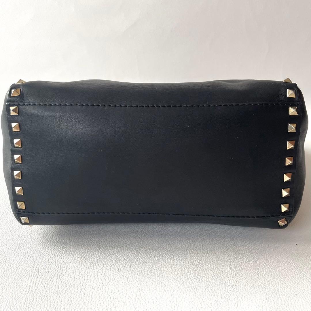 ヴァレンティノガラヴァーニ ロックスタッズ 2WAY ショルダーバッグ 黒