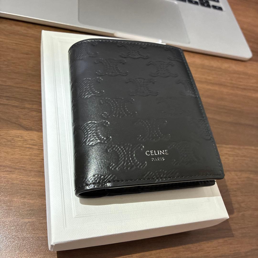 CELINE ブラック 二つ折り財布 箱付き トリオンフ