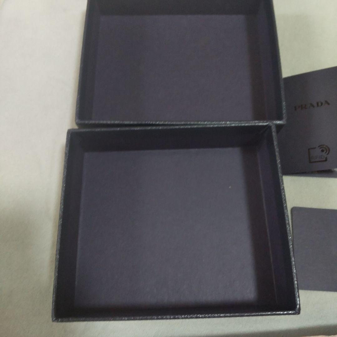 【あり】正規品 美品！PRADA プラダ 三つ折財布 ベージュ 1年間使用