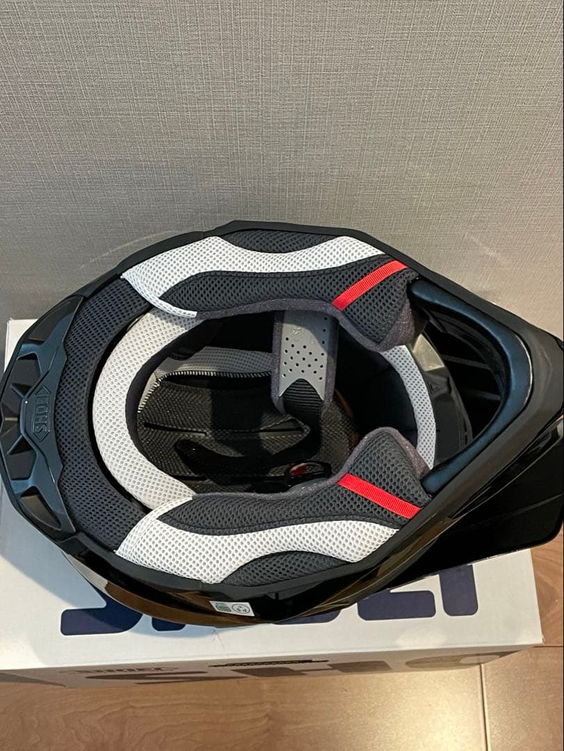 新品未使用　SHOEI VFX-WR