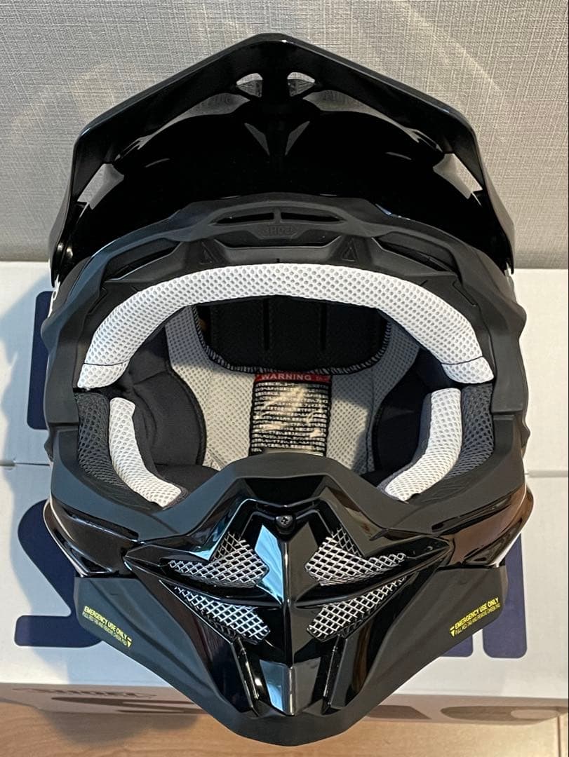 新品未使用　SHOEI VFX-WR