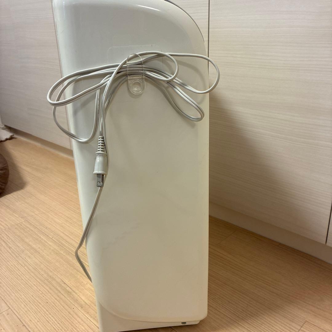 三菱　衣類乾燥機除湿機　MJ-Ｈ100DX-Ｗ