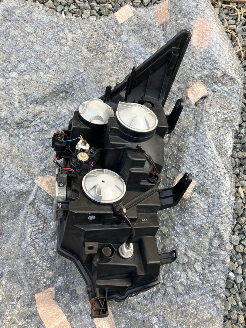 車検合格済み　デリカＤ5 左 ヘッドライトKOITO100-87918