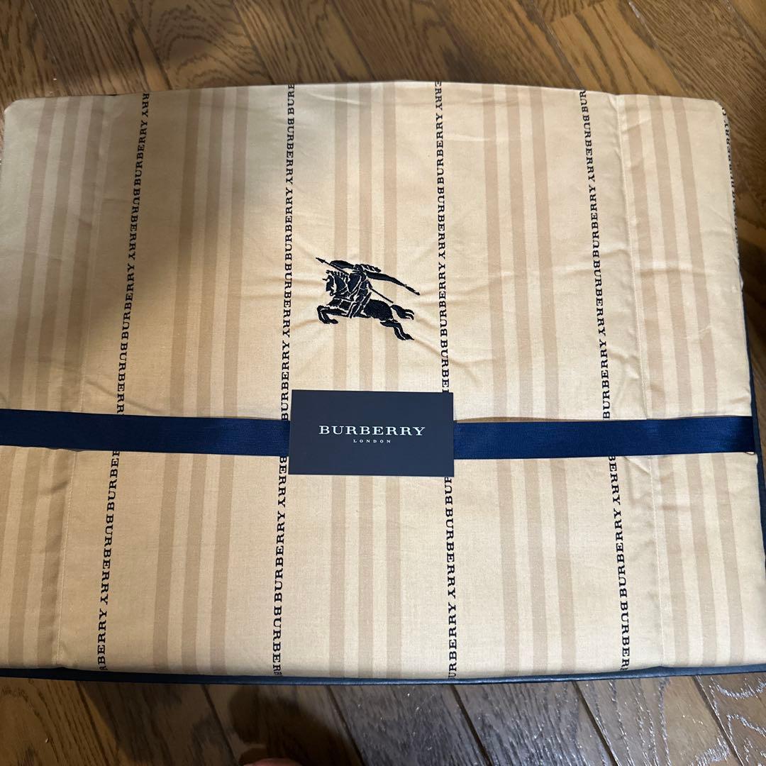 BURBERRY 夏用かけ布団