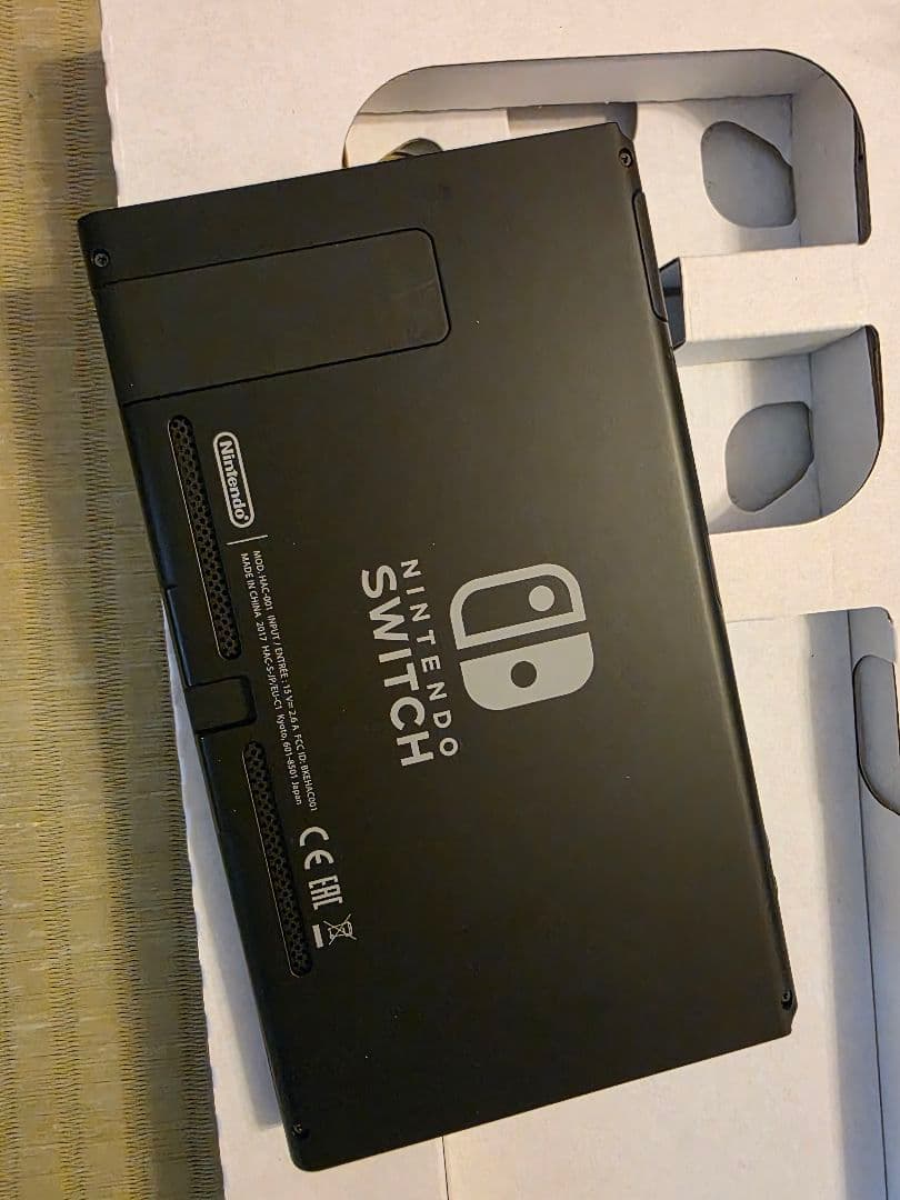 p*a様 【美品】Nintendo Switch