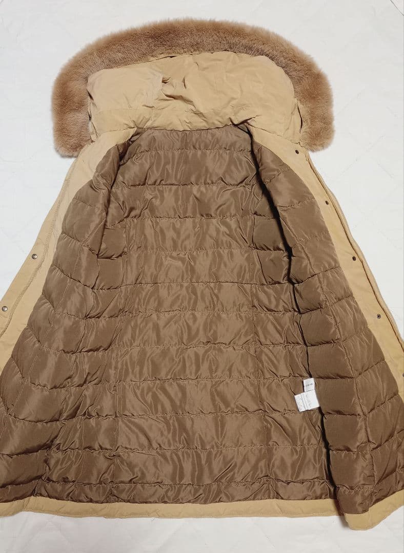 極美品　mistico　ミスティコ　ダウンコート　キャメル　40　キング