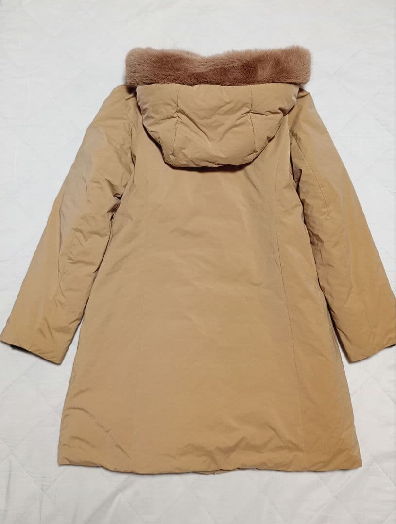 極美品　mistico　ミスティコ　ダウンコート　キャメル　40　キング