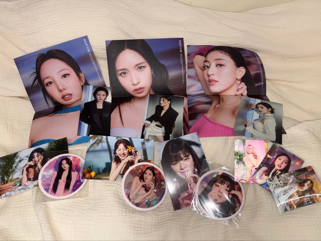 TWICEアルバム30枚セット【付属品付き】