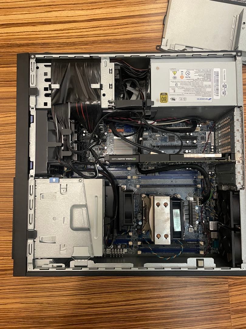 ミリフリ ThinkStation C30 モニターセット