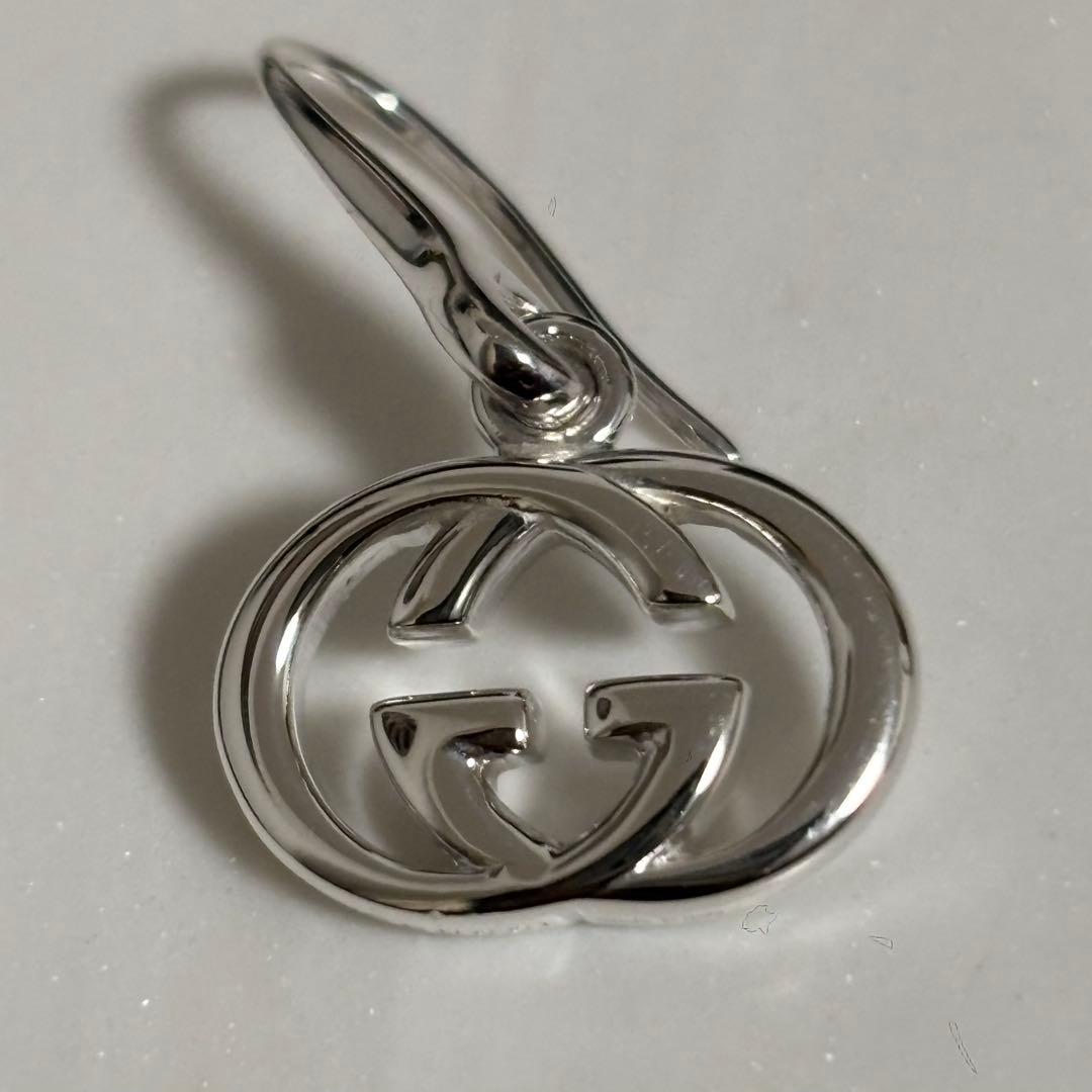GUCCI 　新品未使用品　片耳用　インターロッキングピアス　925シルバー