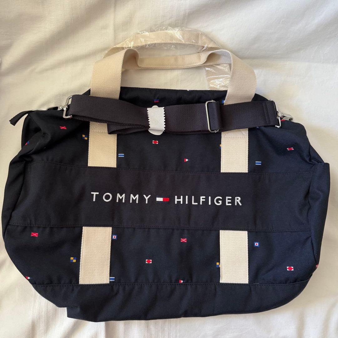 あんるー　トミーヒルフィガー　フラッグ　トリコロール　ロゴ　ボストン