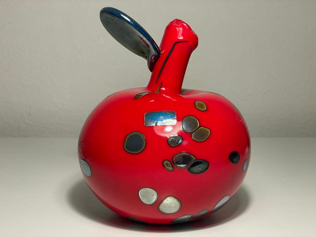  apple オイバ・トイッカ ラスター アップル