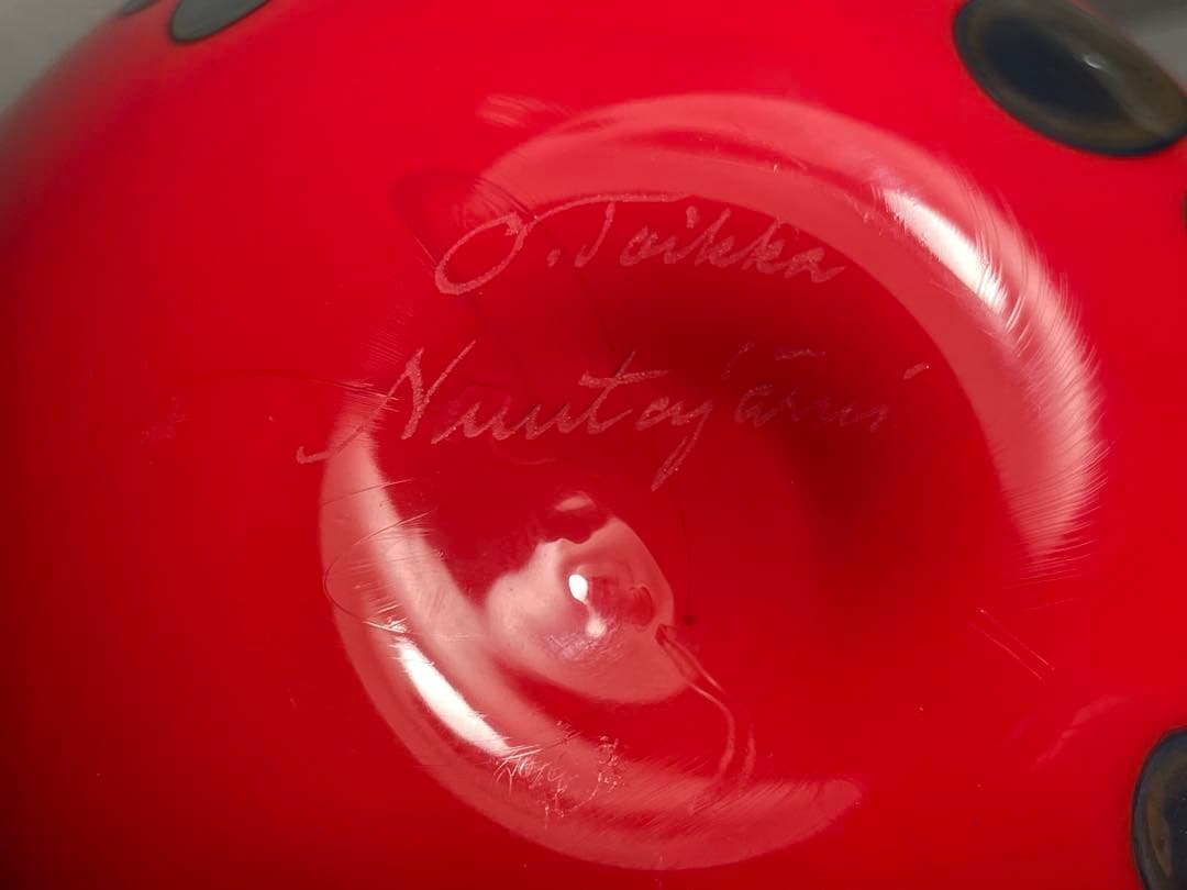  apple オイバ・トイッカ ラスター アップル