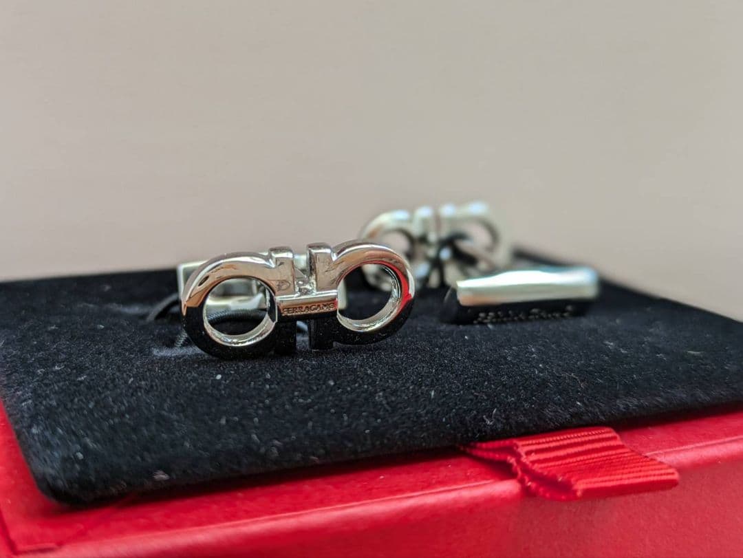 FERRAGAMO カフリンクス イタリア製