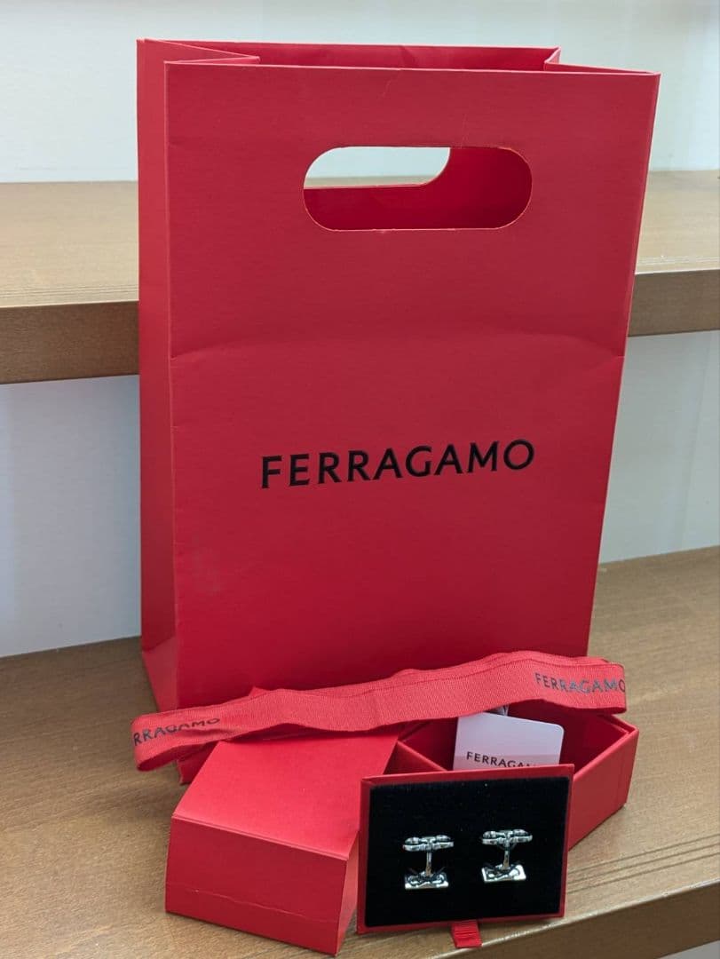 FERRAGAMO カフリンクス イタリア製