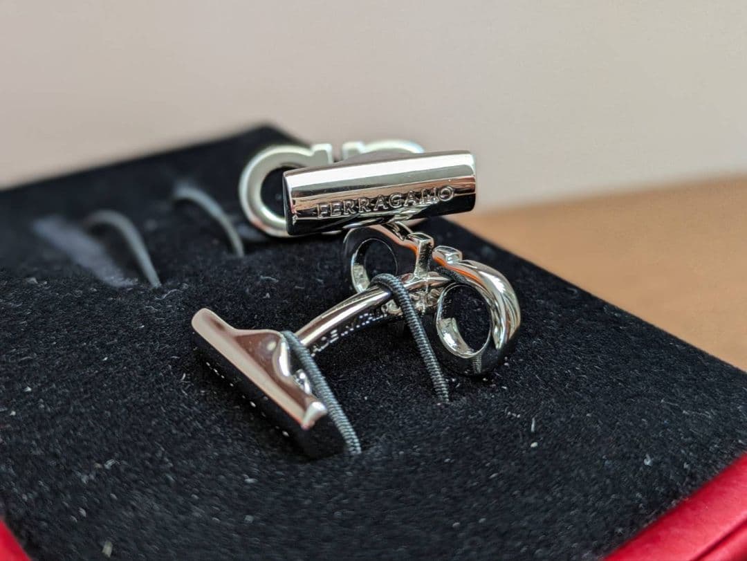 FERRAGAMO カフリンクス イタリア製
