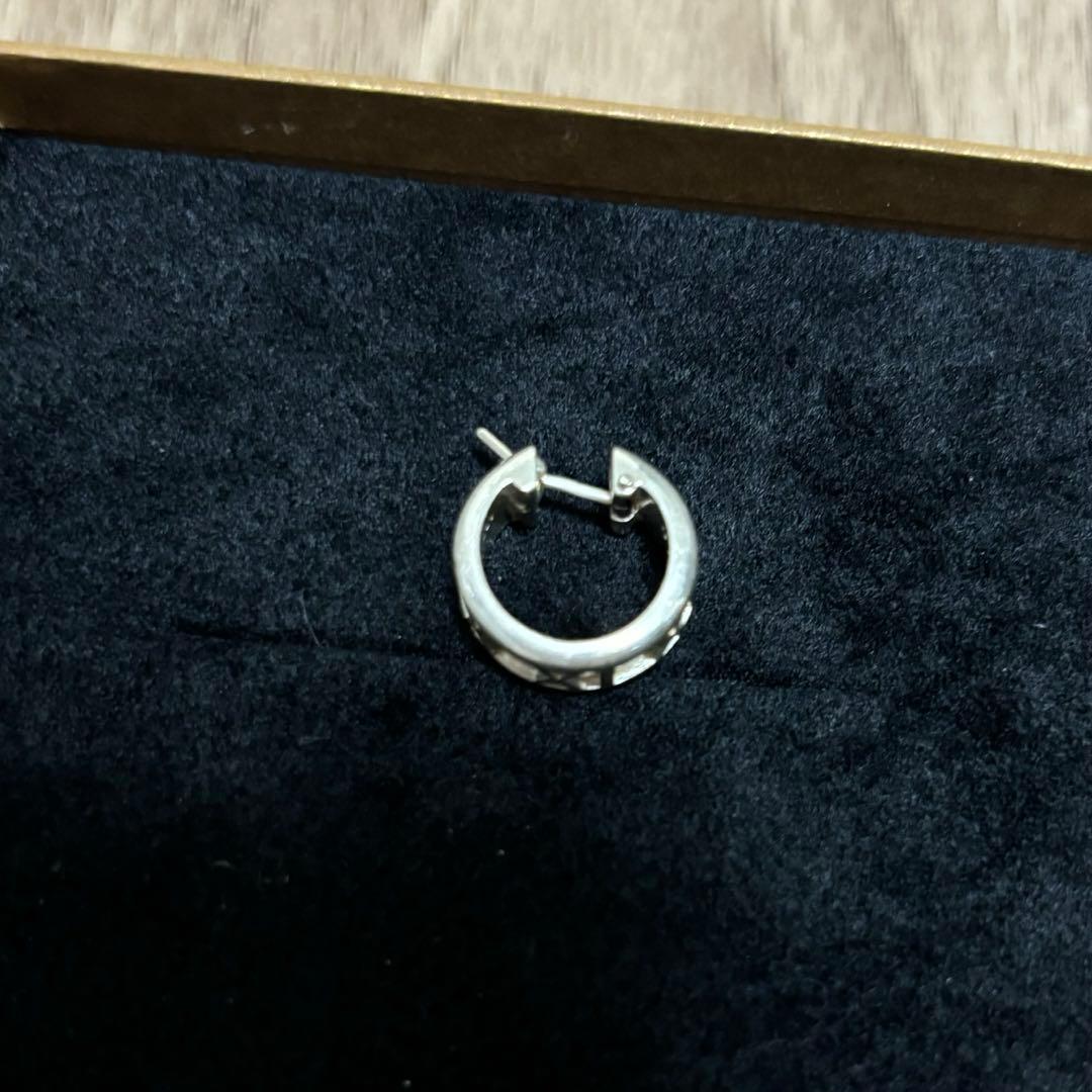 ティファニー　アトラスフープピアス片耳