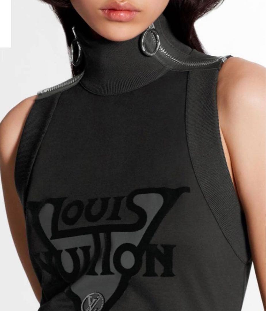 Louis Vuitton ブラック ノースリーブ ジッパーデザイン　トップス