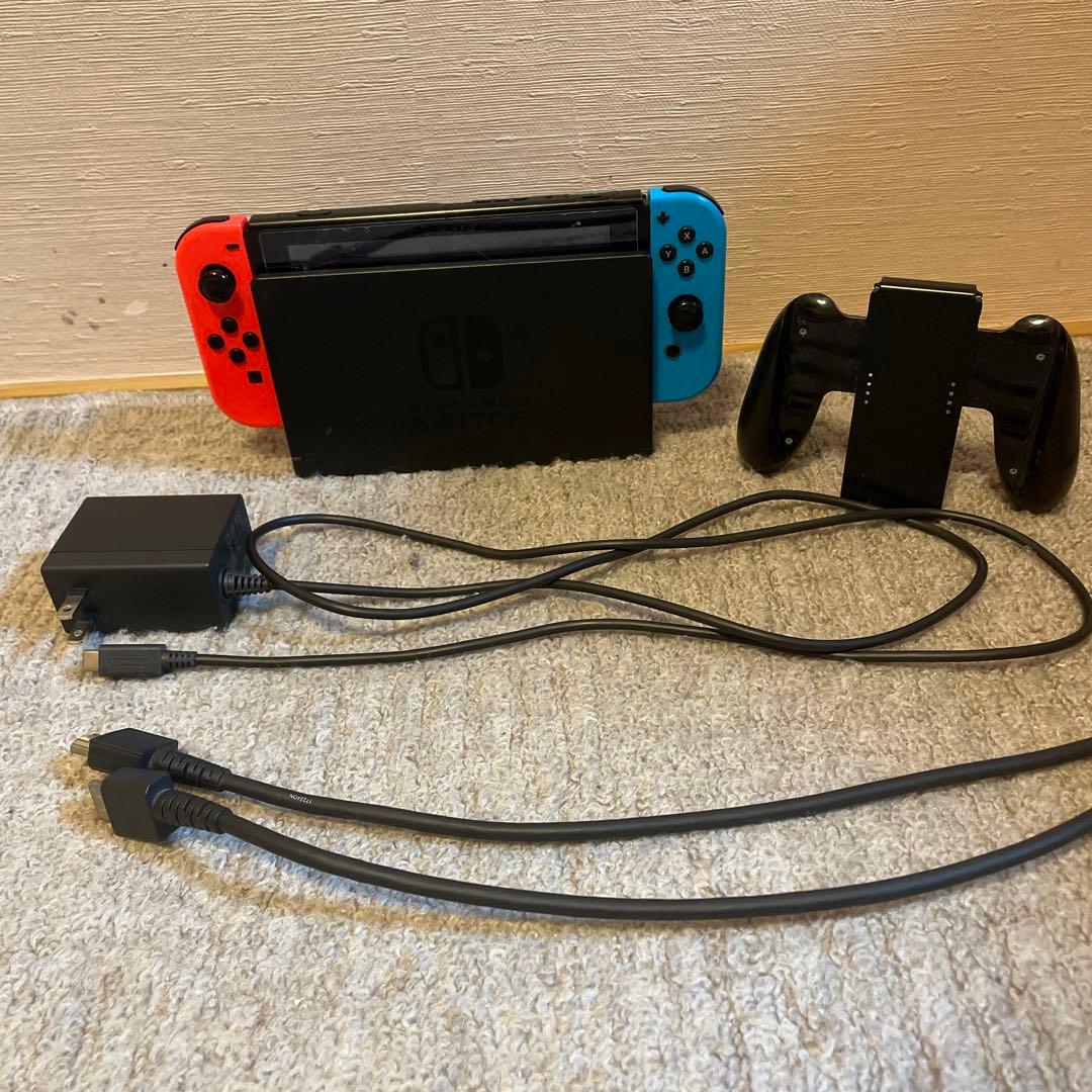 任天堂 Nintendo Switch 本体と周辺機器 ジャンク品