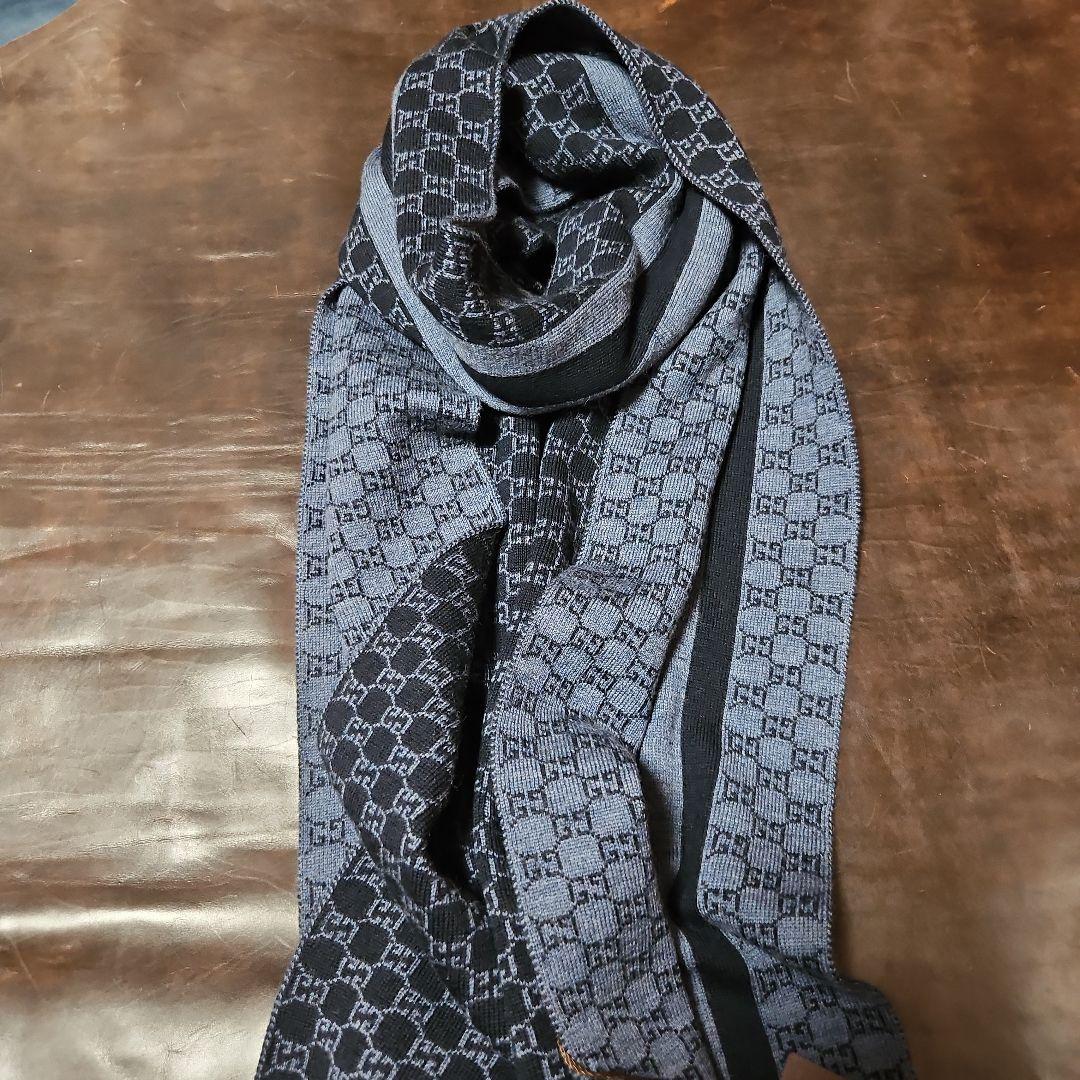 鈴木ゆうゆう　GUCCI　リバーシブルマフラー