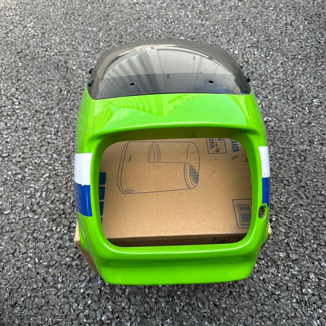 zrx 400 1998年式のビキニカウル とテールカウルです。