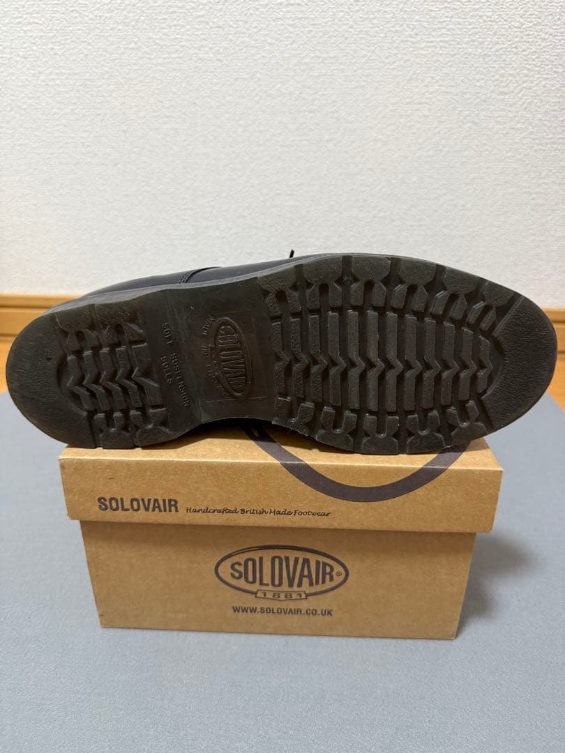 ソロヴェアー　 レースアップシューズ　ドクターマーチン　レースアップシューズ　黒