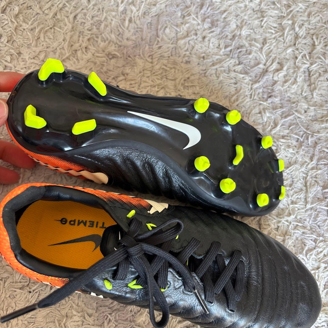 未使用品　Nike Tiempo サッカースパイク オレンジ/黒　23cm