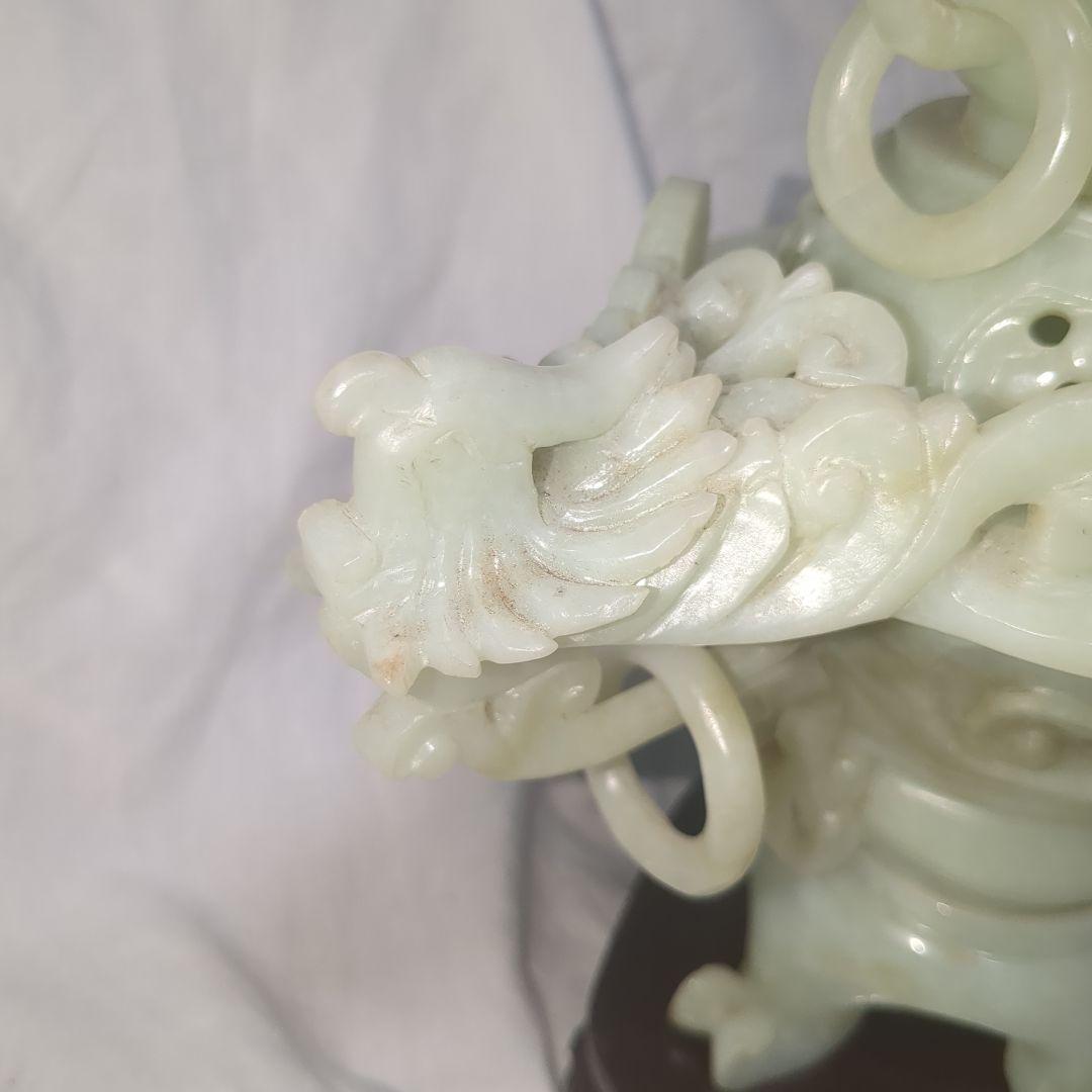中国美術　翡翠香炉　ヒスイ　四つ足　アンティーク雑貨　 鳥彫刻
