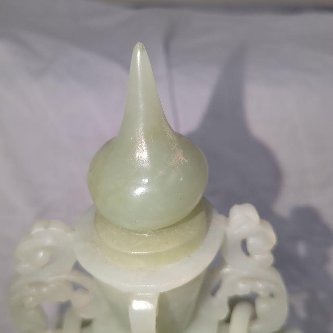 中国美術　翡翠香炉　ヒスイ　四つ足　アンティーク雑貨　 鳥彫刻