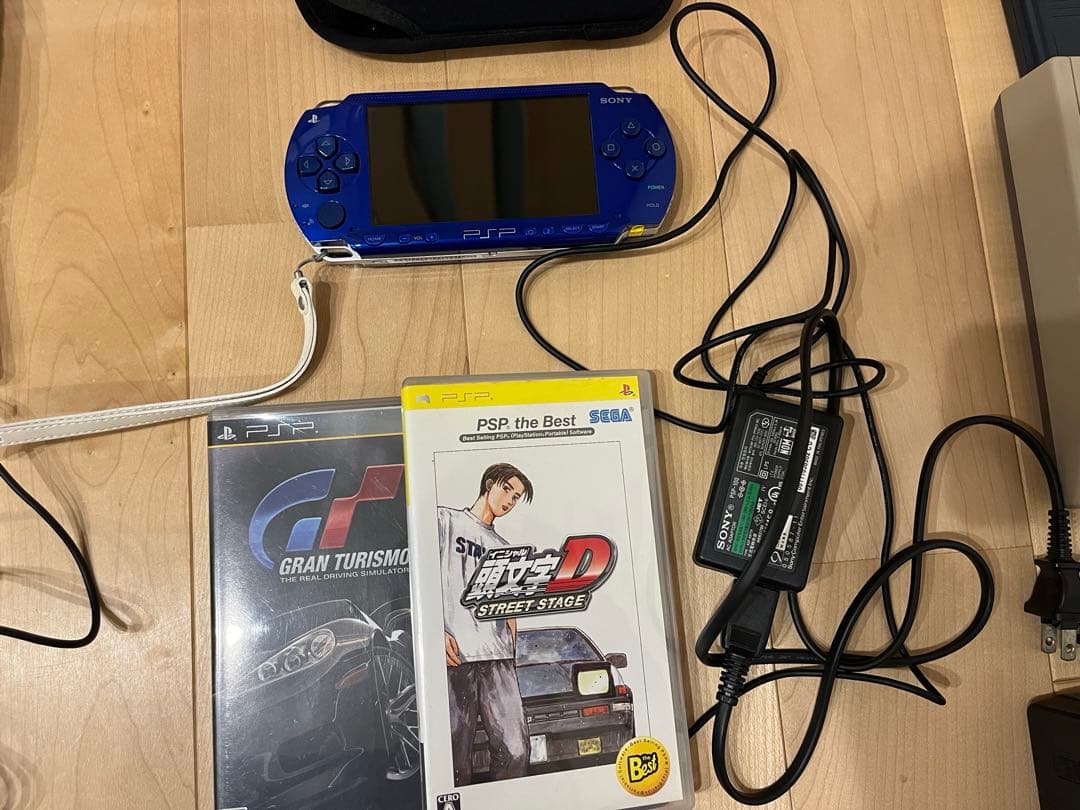 ゲームセット(PSP、ゲームボーイアドバンスSP、ニューファミコン等)