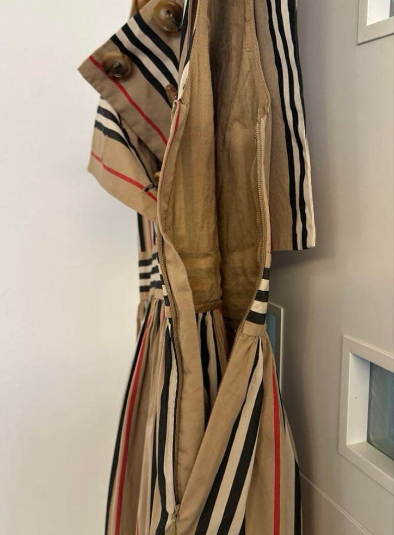 現行BURBERRYセーラー襟 ストライプ ワンピース 10y 140cm