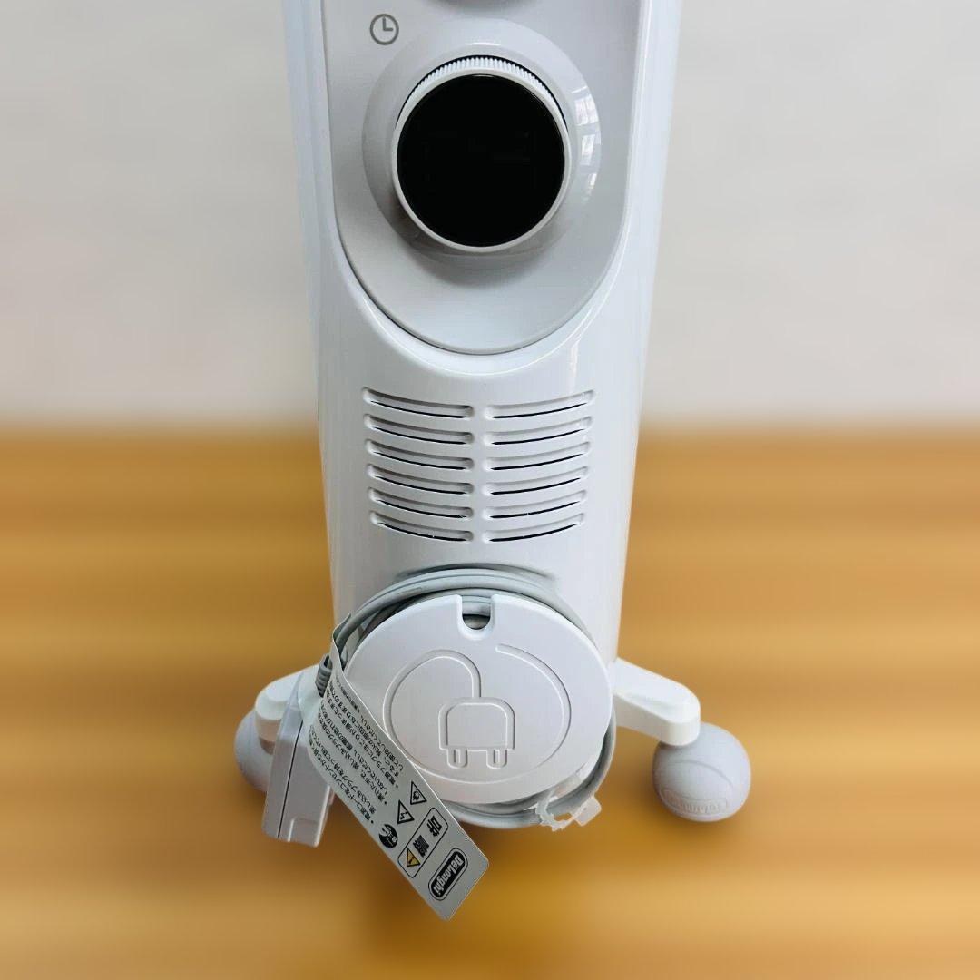 【美品】デロンギ アミカルド オイルヒーター ライトグレー RHJ45M1115
