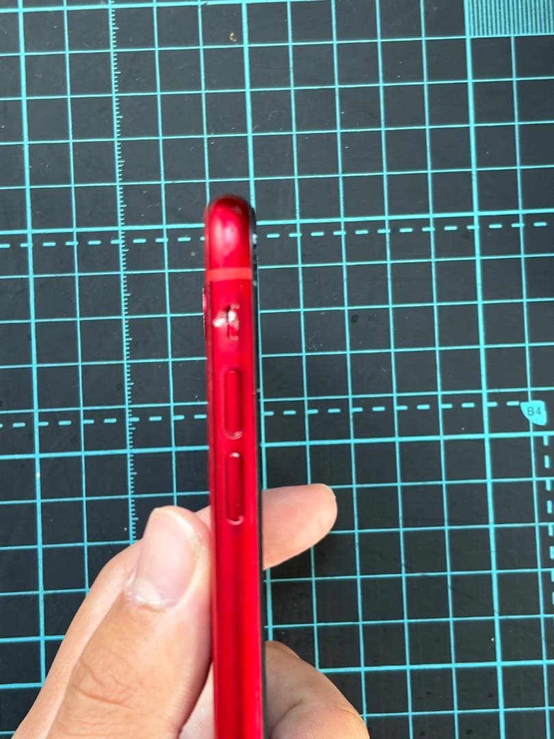 iPhone XR レッド 本体