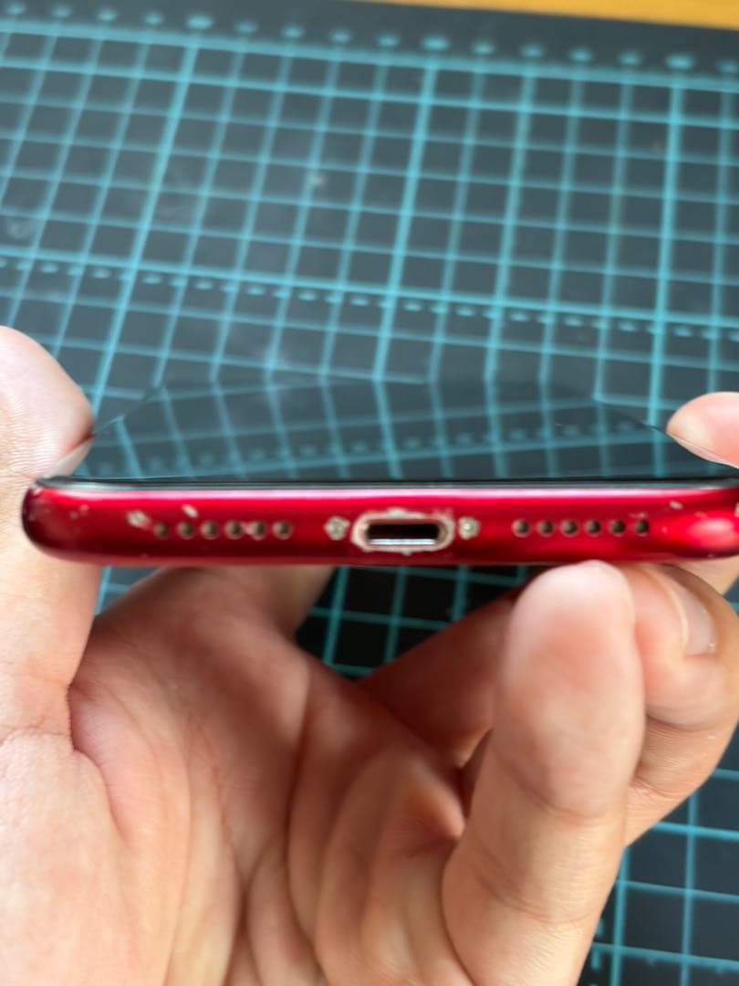 iPhone XR レッド 本体