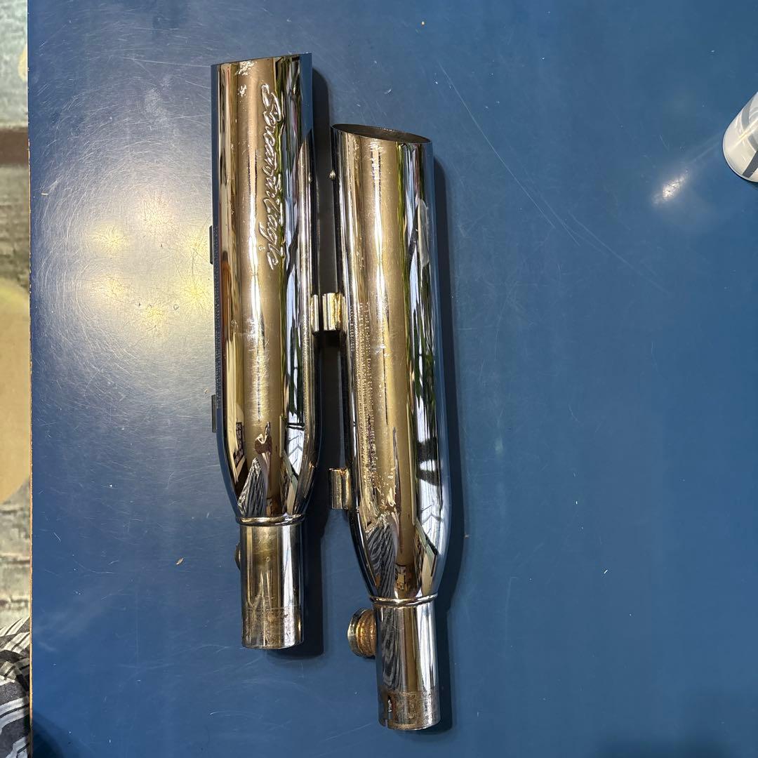 ハーレーダビッドソン　スクリーミンイーグル　スリップオンマフラー