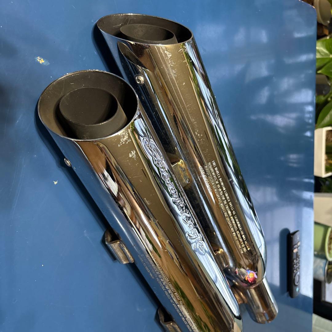 ハーレーダビッドソン　スクリーミンイーグル　スリップオンマフラー